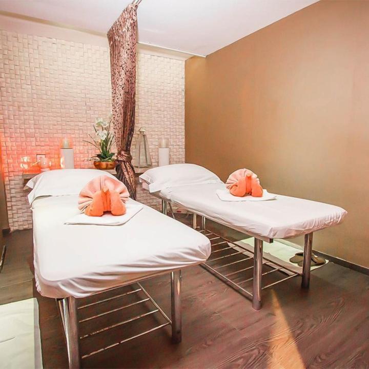 Hotel Xyz Τακλομπάν Εξωτερικό φωτογραφία