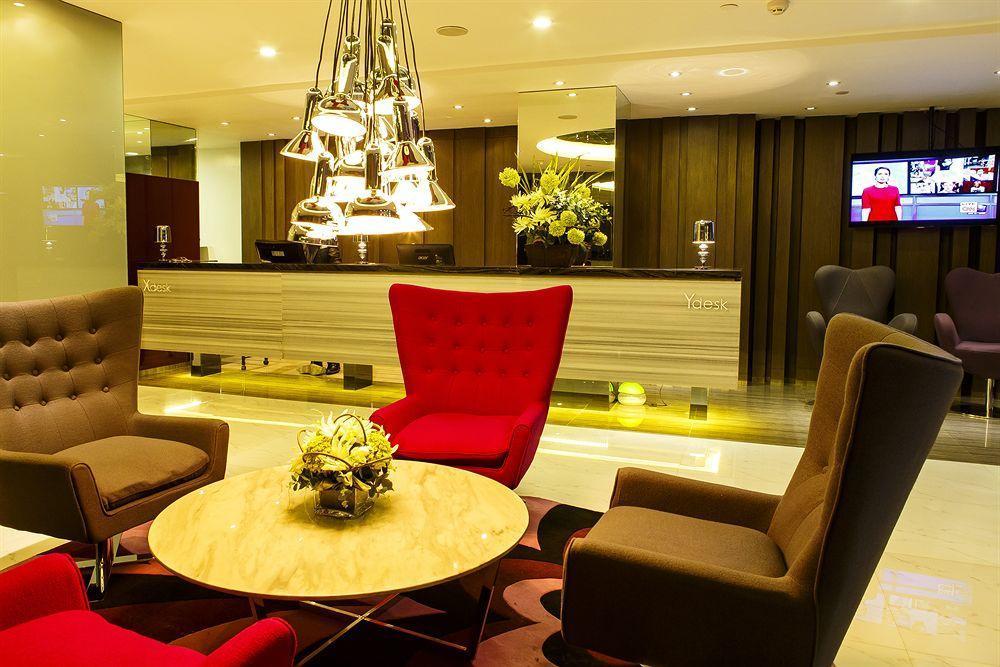 Hotel Xyz Τακλομπάν Εξωτερικό φωτογραφία