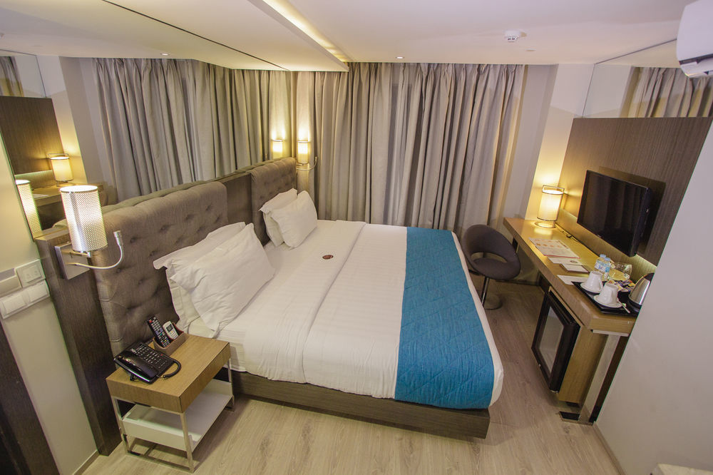 Hotel Xyz Τακλομπάν Εξωτερικό φωτογραφία