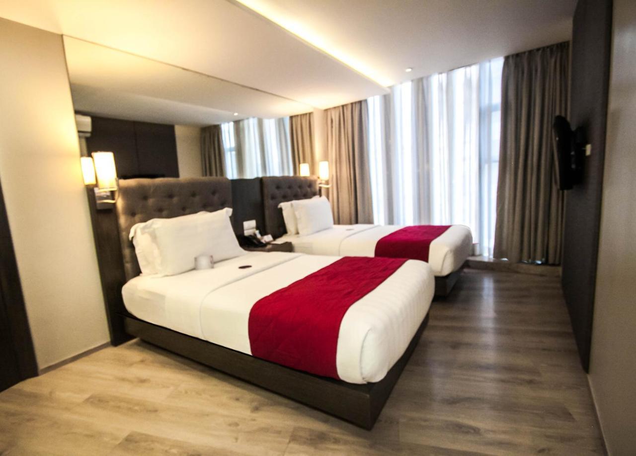 Hotel Xyz Τακλομπάν Εξωτερικό φωτογραφία